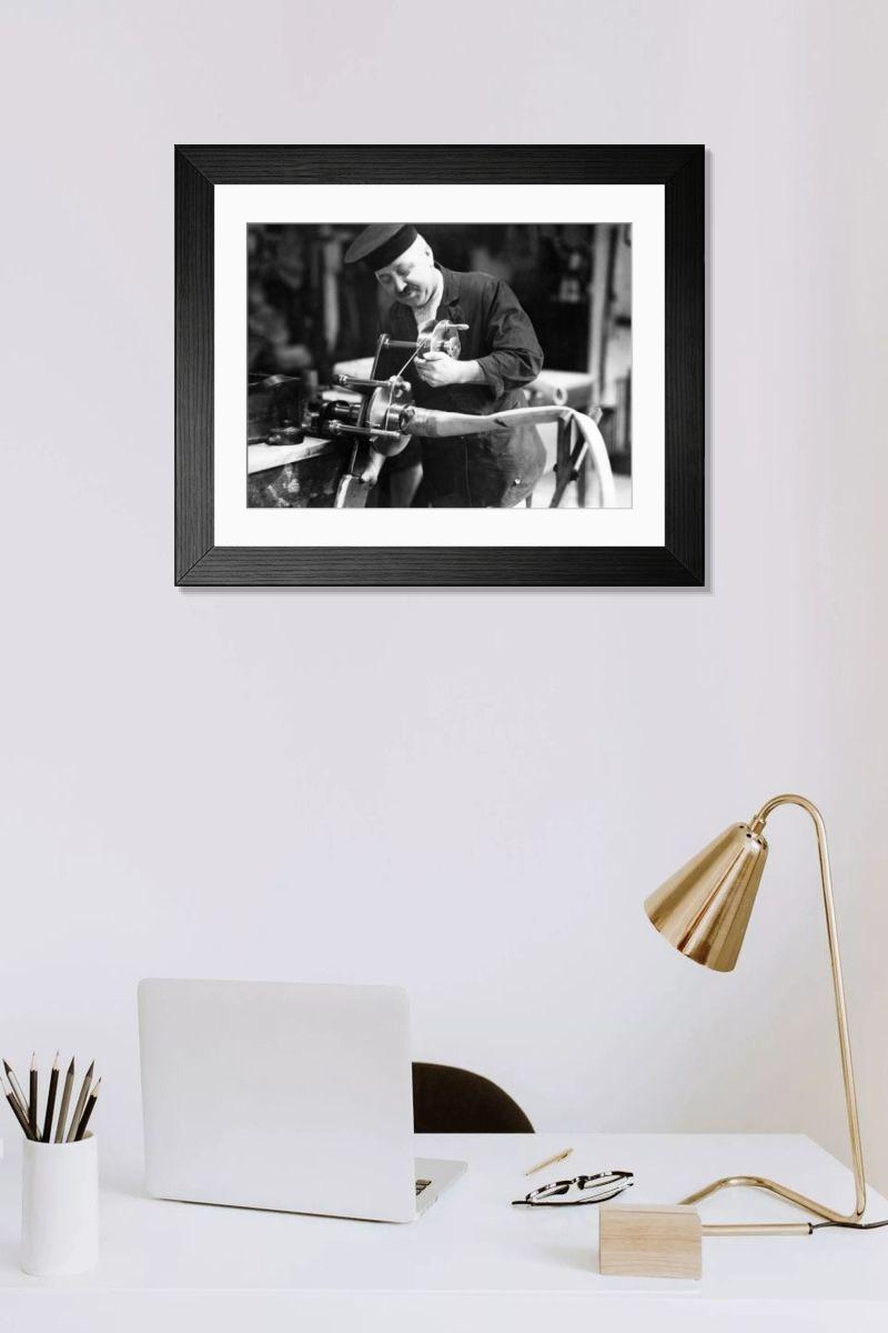 Shown hanging in a room: Modern 14"x12" (36x31cm)