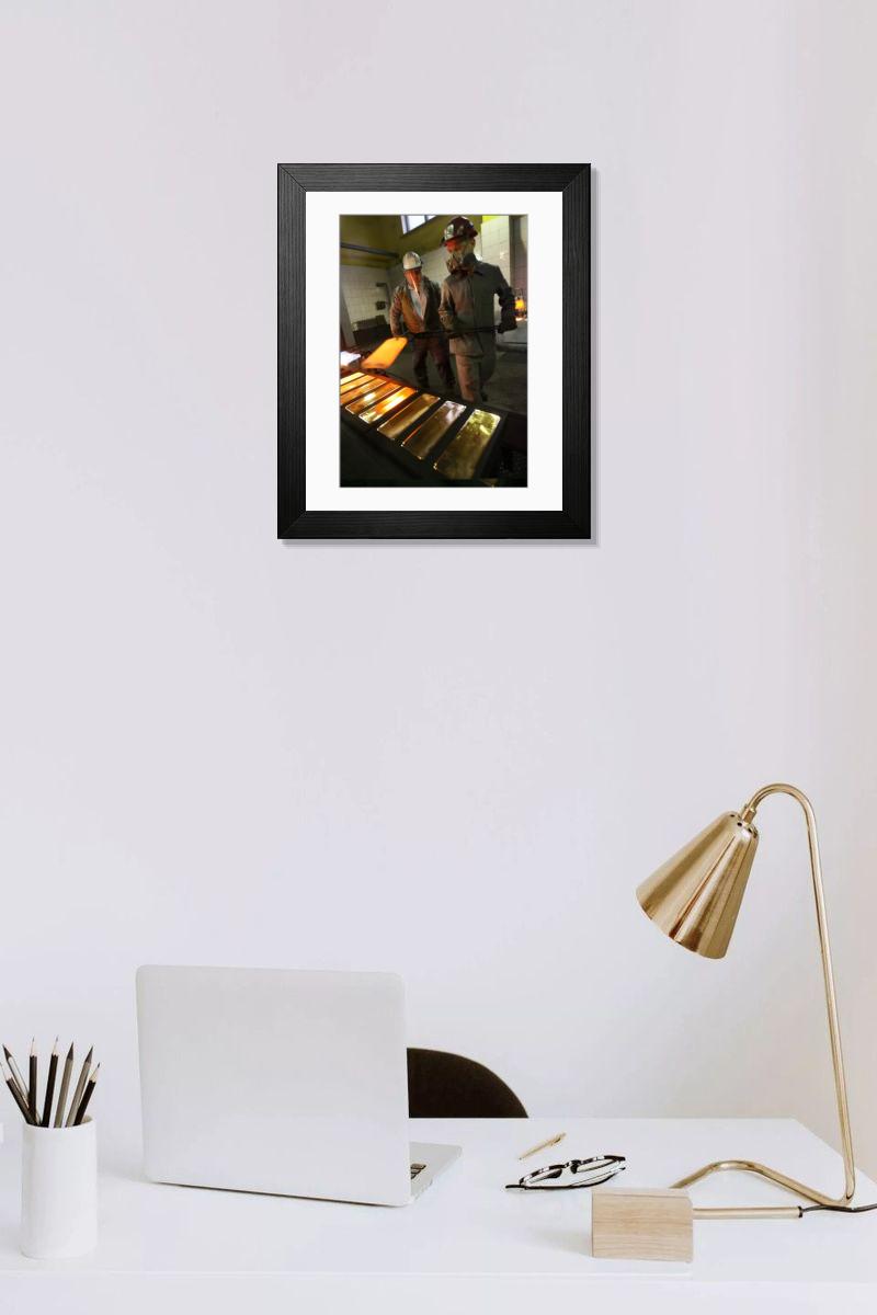 Shown hanging in a room: Modern 14"x12" (36x31cm)