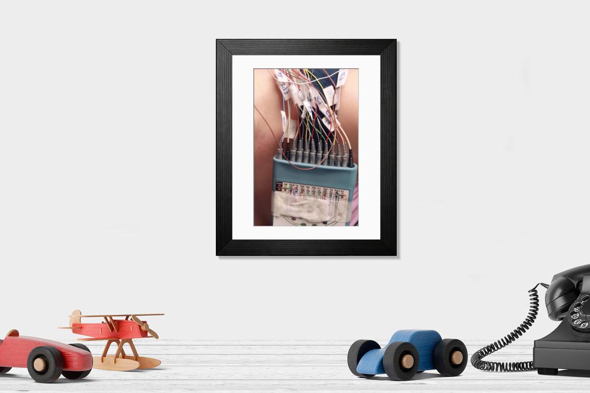 Shown hanging in a room: Modern 14"x12" (36x31cm)
