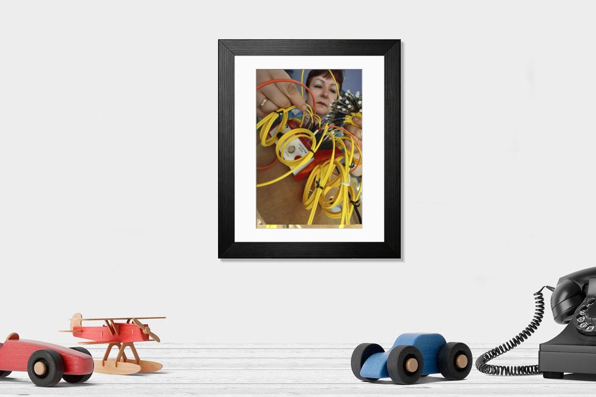 Shown hanging in a room: Modern 14"x12" (36x31cm)