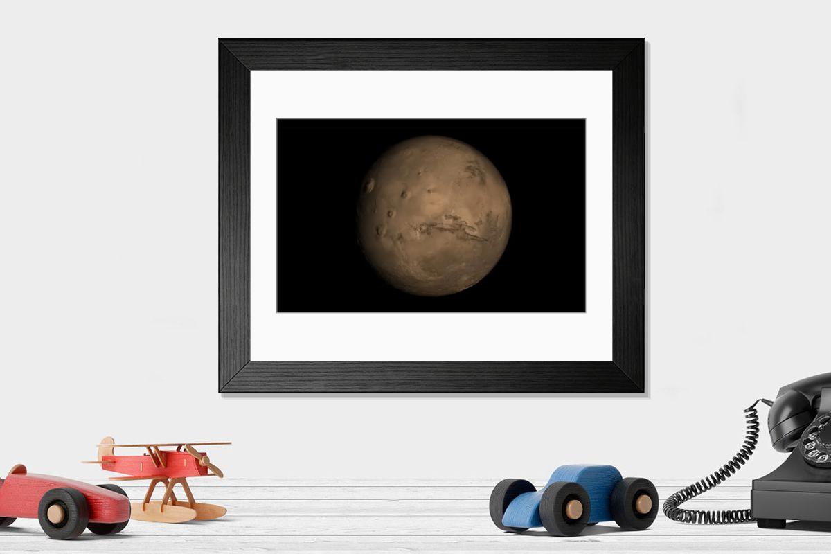 Shown hanging in a room: Modern 14"x12" (36x31cm)