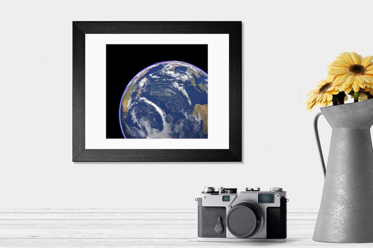Shown hanging in a room: Modern 14"x12" (36x31cm)