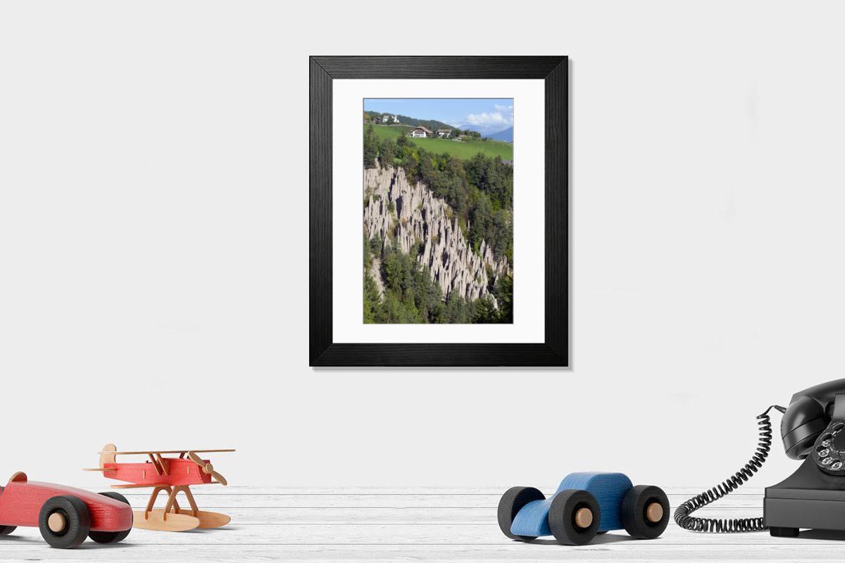 Shown hanging in a room: Modern 14"x12" (36x31cm)