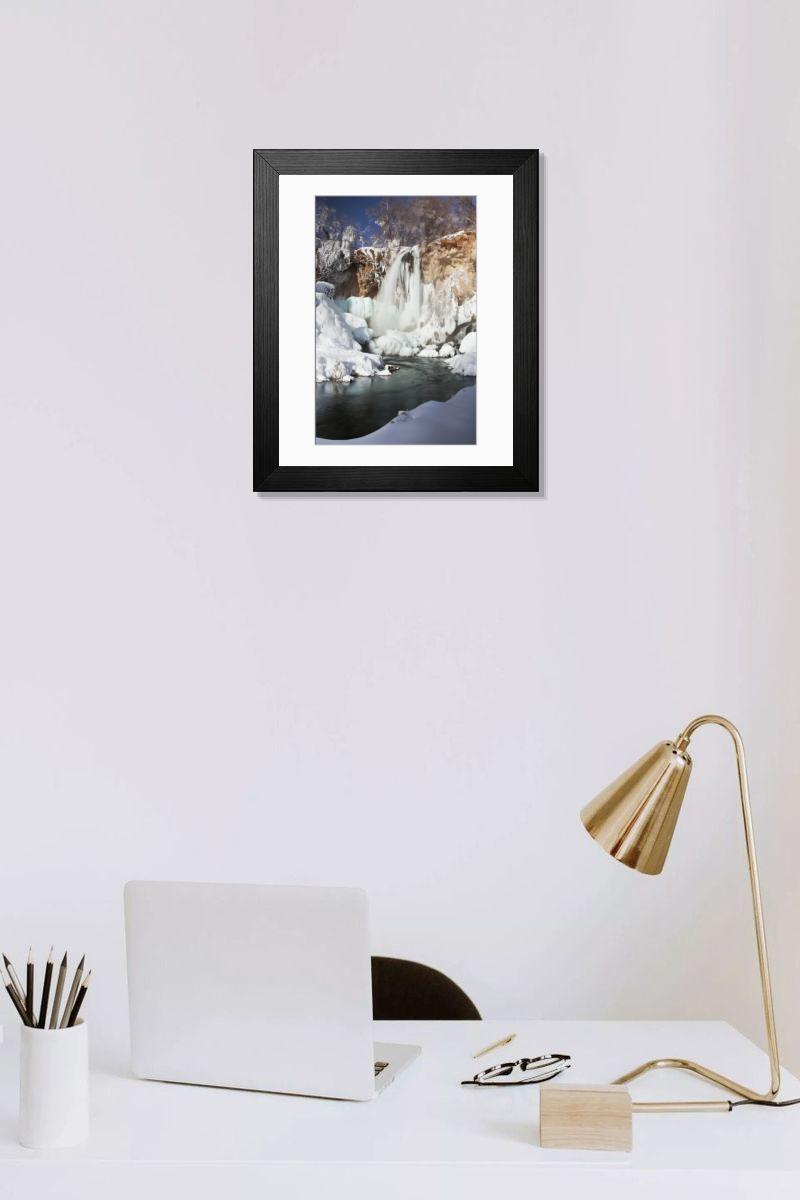 Shown hanging in a room: Modern 14"x12" (36x31cm)