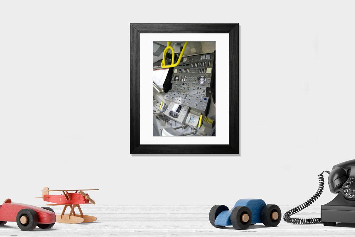 Shown hanging in a room: Modern 14"x12" (36x31cm)