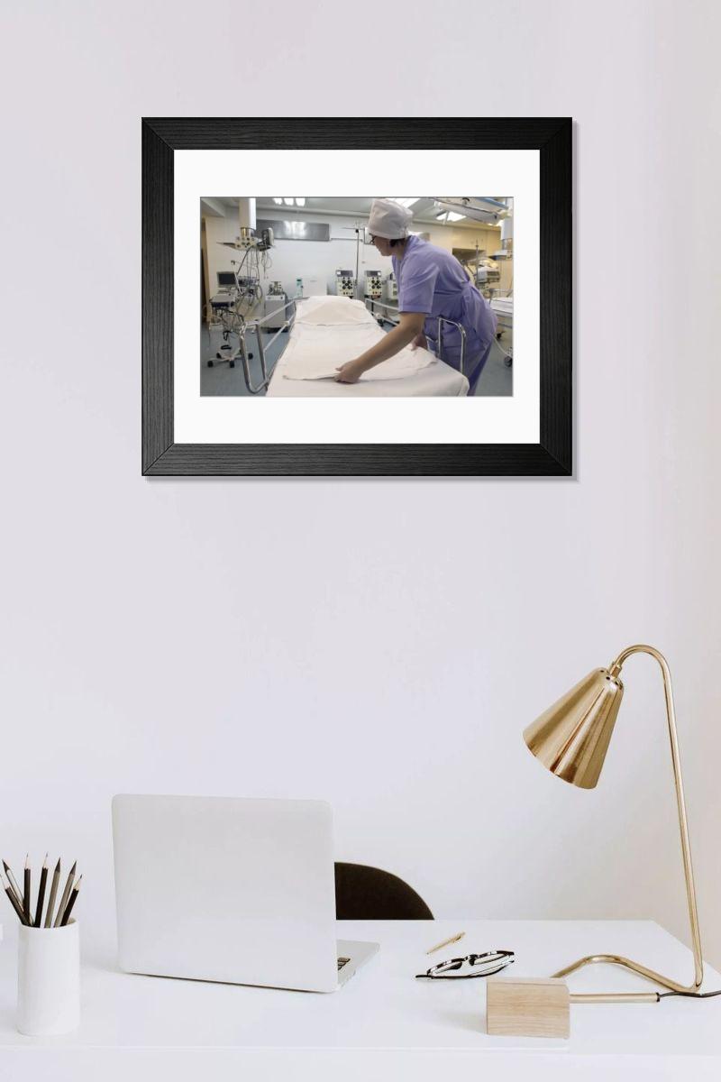 Shown hanging in a room: Modern 14"x12" (36x31cm)