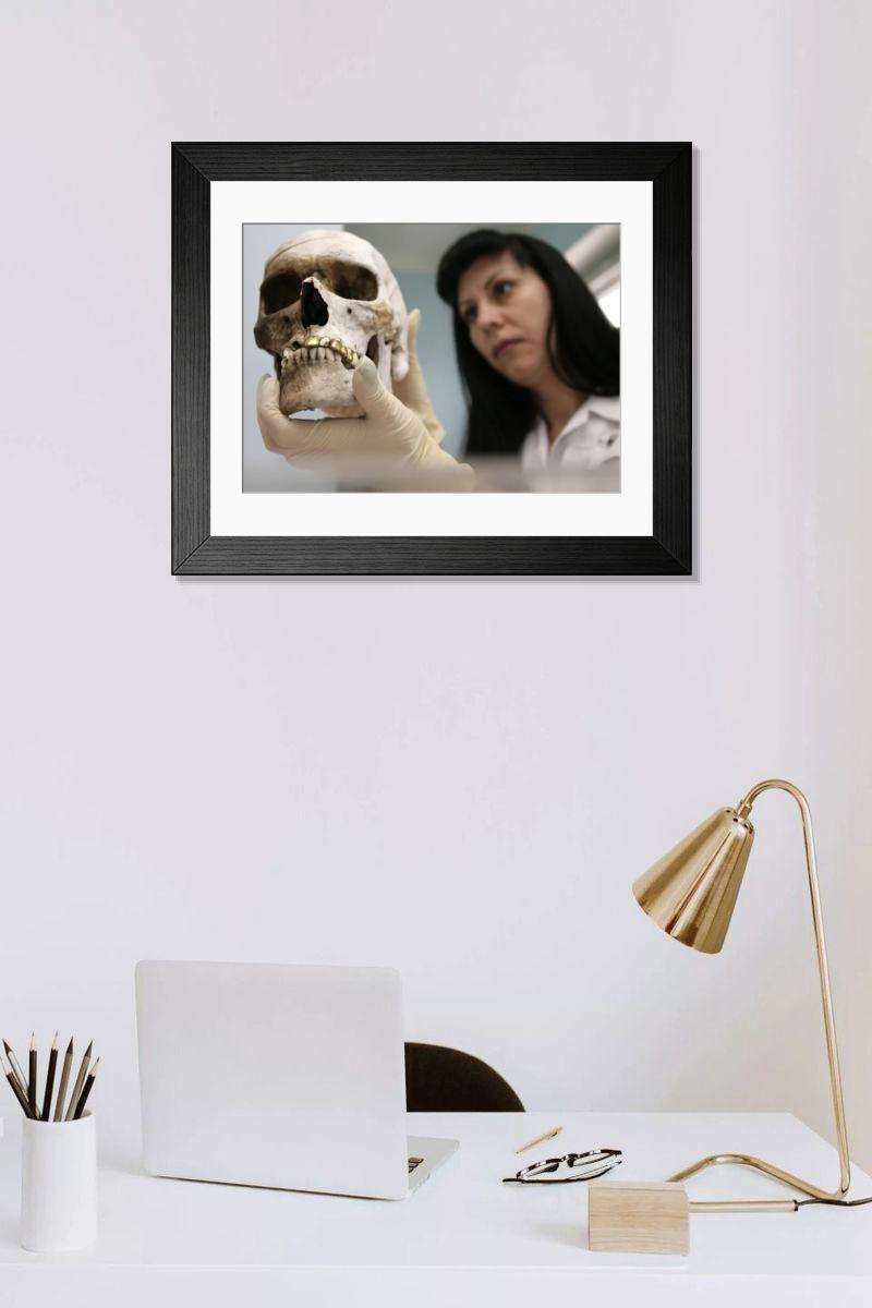 Shown hanging in a room: Modern 14"x12" (36x31cm)