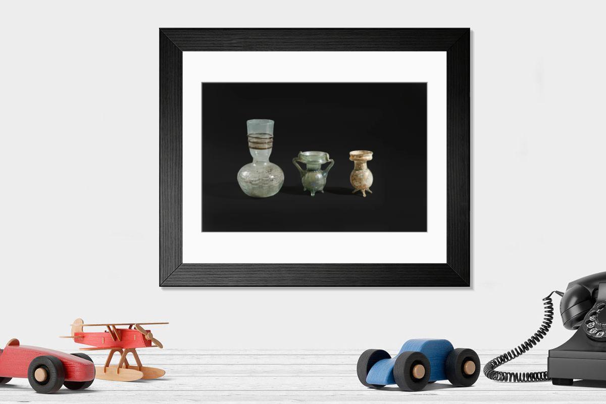 Shown hanging in a room: Modern 14"x12" (36x31cm)