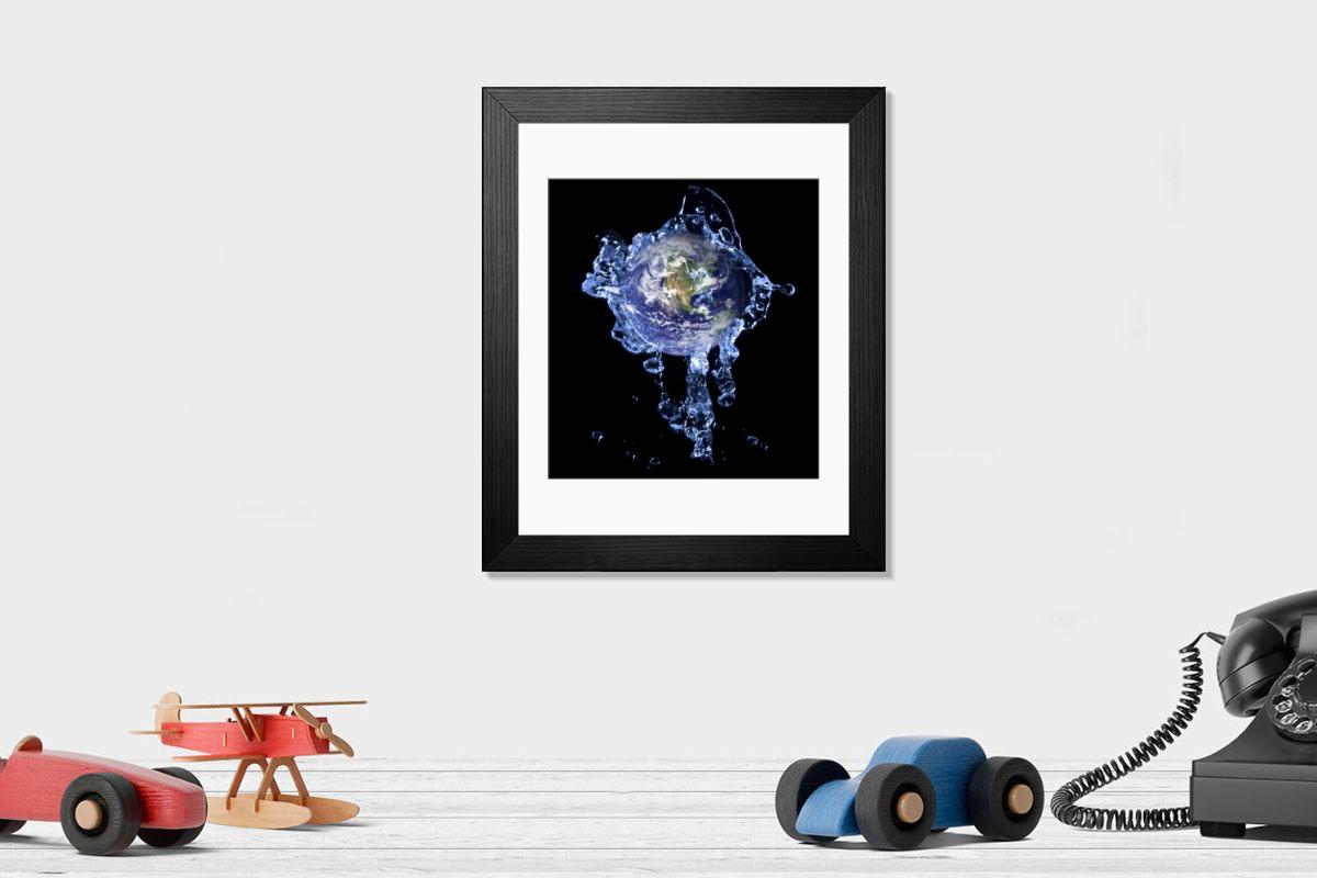 Shown hanging in a room: Modern 14"x12" (36x31cm)