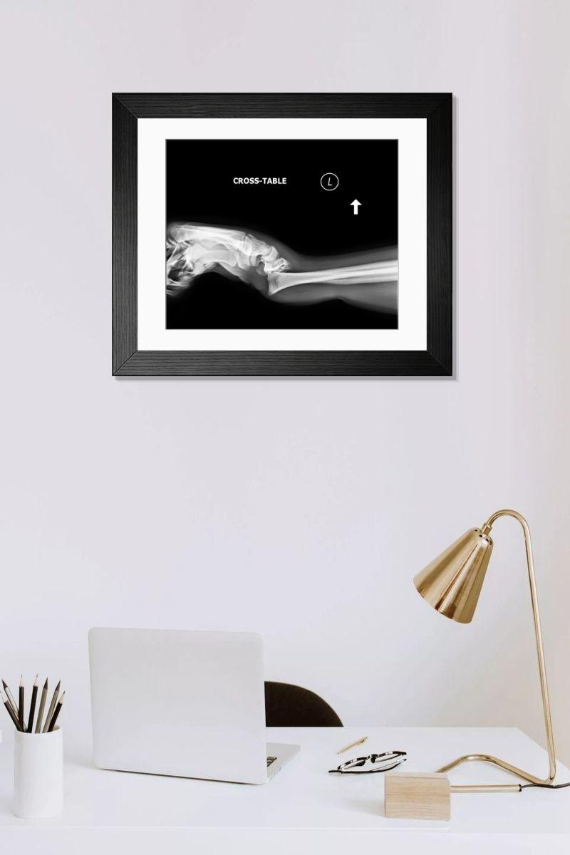 Shown hanging in a room: Modern 14"x12" (36x31cm)