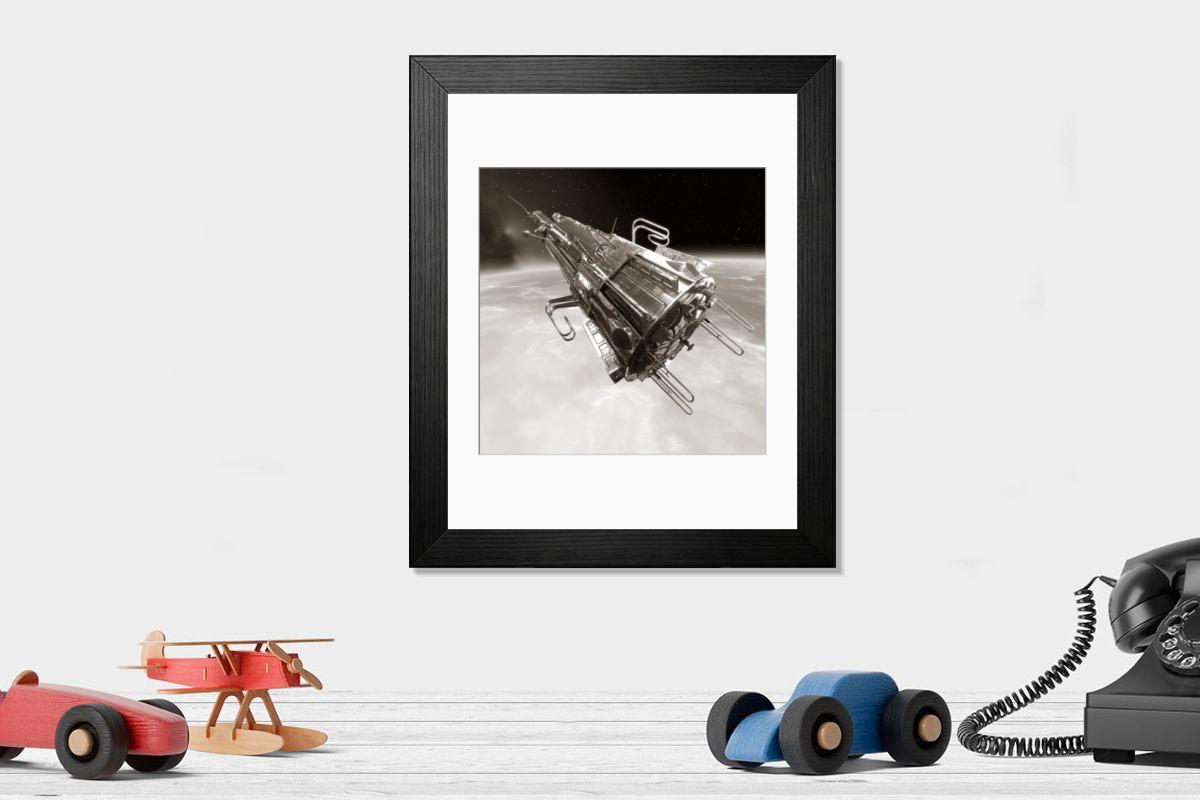 Shown hanging in a room: Modern 14"x12" (36x31cm)