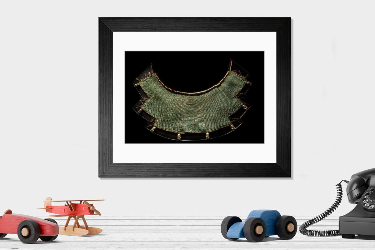 Shown hanging in a room: Modern 14"x12" (36x31cm)