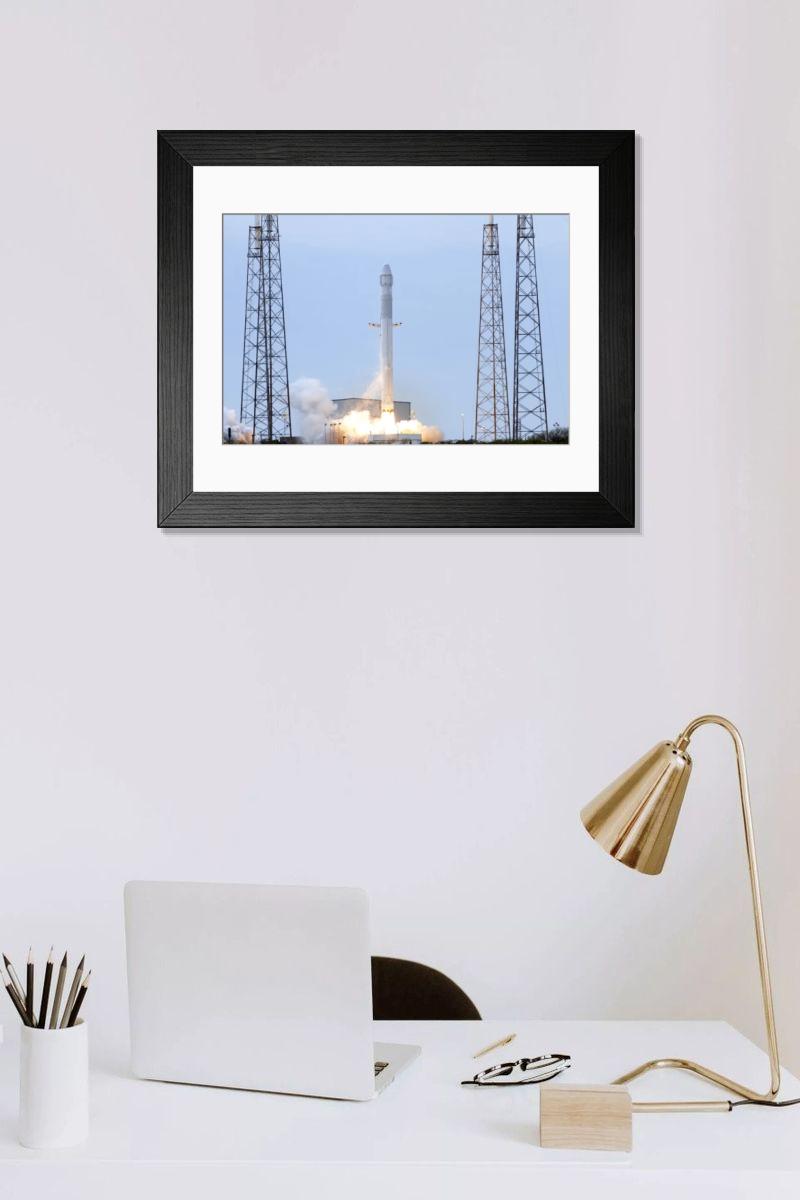 Shown hanging in a room: Modern 14"x12" (36x31cm)