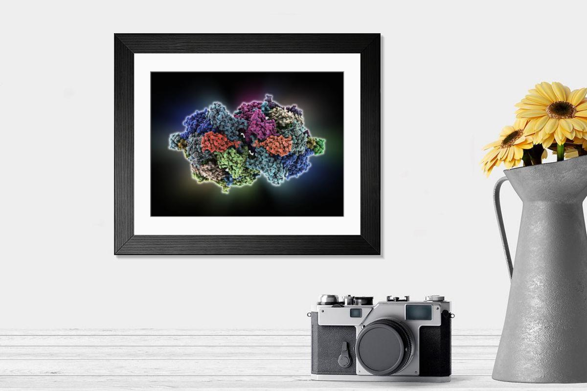 Shown hanging in a room: Modern 14"x12" (36x31cm)
