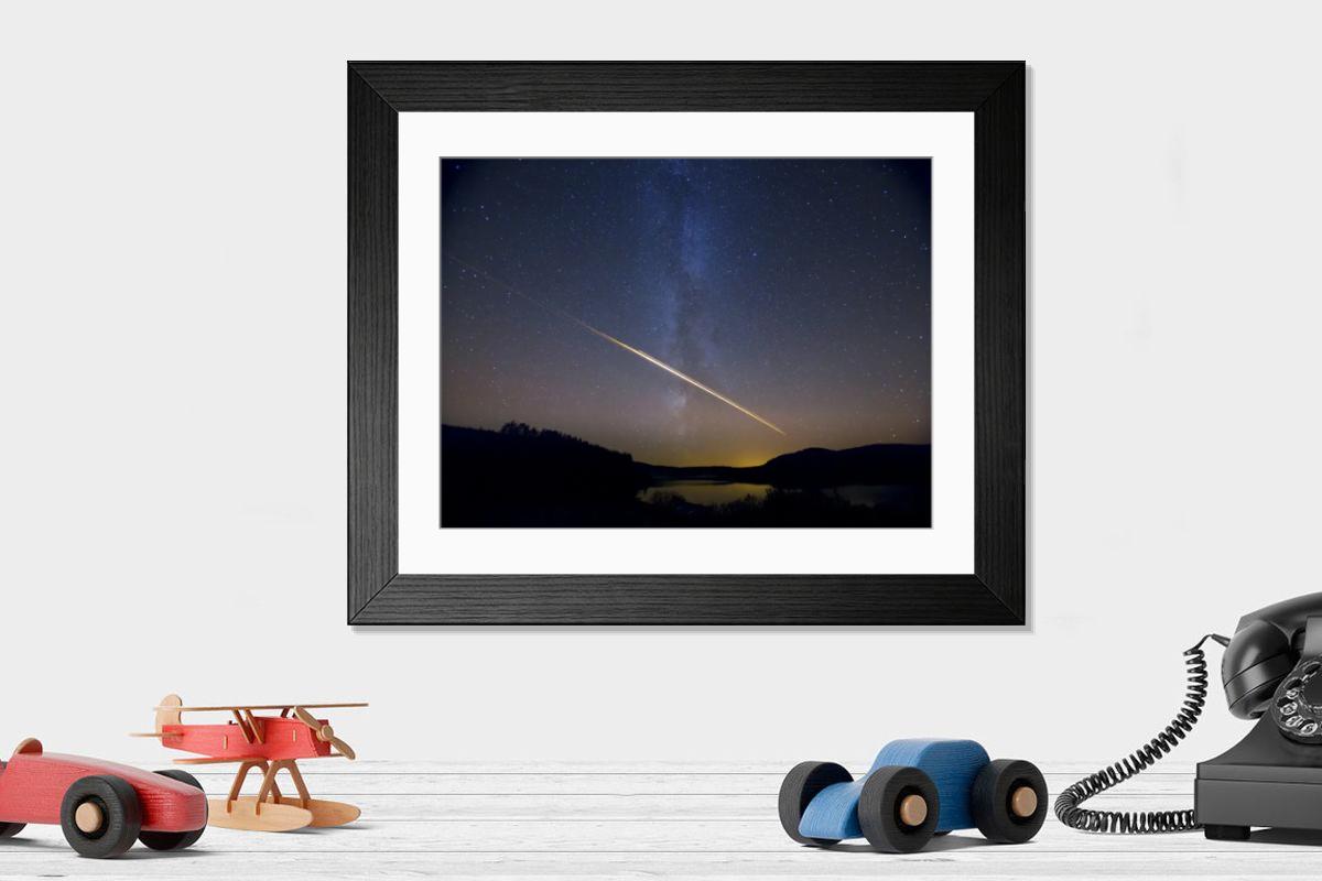Shown hanging in a room: Modern 14"x12" (36x31cm)