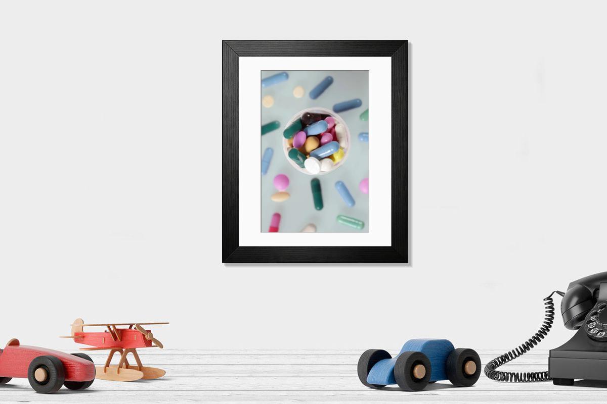 Shown hanging in a room: Modern 14"x12" (36x31cm)