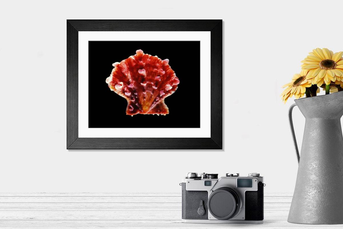 Shown hanging in a room: Modern 14"x12" (36x31cm)