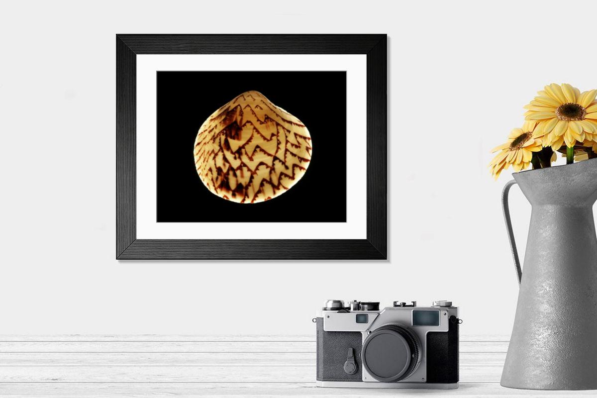 Shown hanging in a room: Modern 14"x12" (36x31cm)