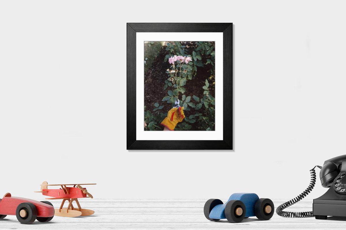 Shown hanging in a room: Modern 14"x12" (36x31cm)