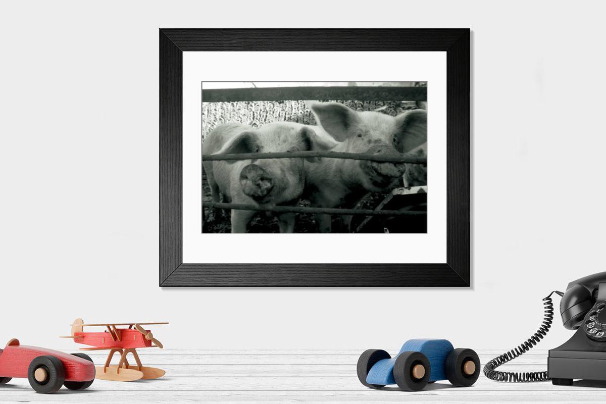 Shown hanging in a room: Modern 14"x12" (36x31cm)