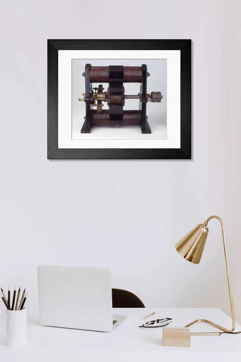 Shown hanging in a room: Modern 14"x12" (36x31cm)