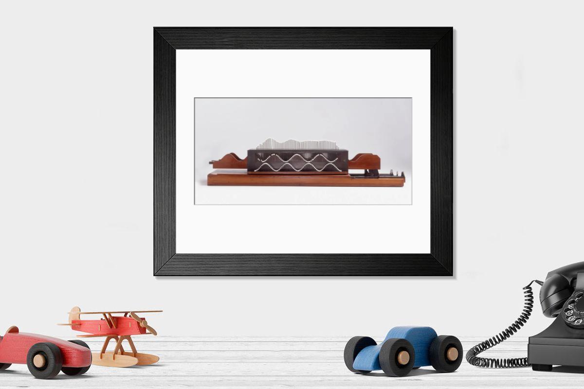 Shown hanging in a room: Modern 14"x12" (36x31cm)