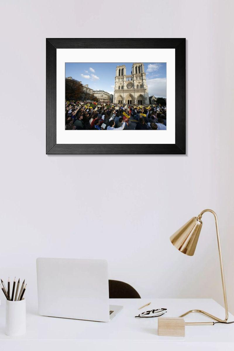 Shown hanging in a room: Modern 14"x12" (36x31cm)