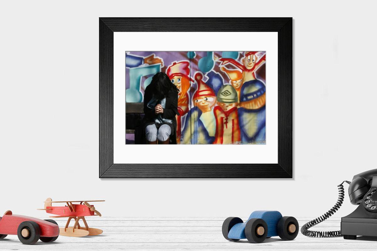 Shown hanging in a room: Modern 14"x12" (36x31cm)