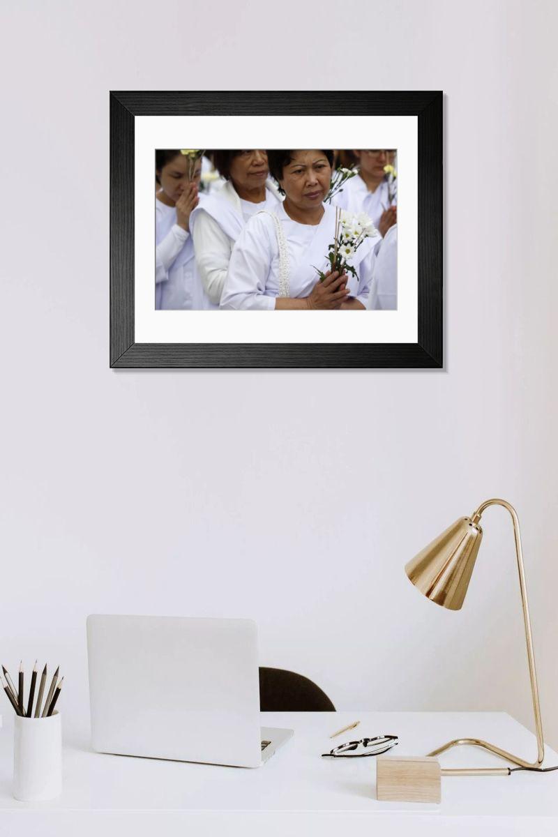 Shown hanging in a room: Modern 14"x12" (36x31cm)
