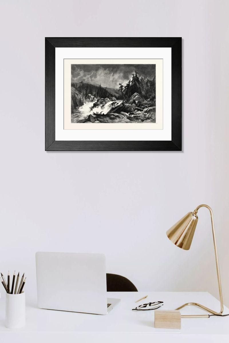 Shown hanging in a room: Modern 14"x12" (36x31cm)