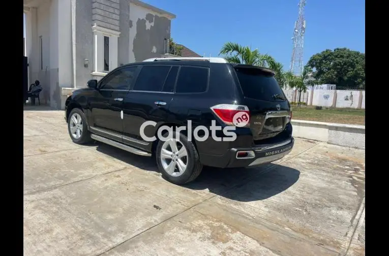 2013 UPGRADED TOYOTA HIGHLANDER - 4/5