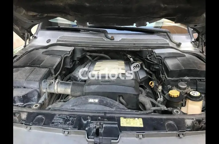 Clean Registered 2008 Range Rover Sports HSE - 4/5