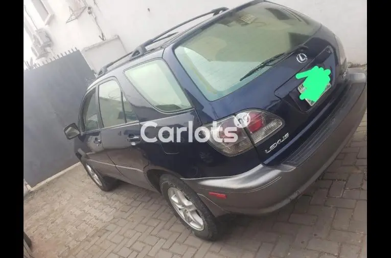 Clean Registered 2001 Lexus RX300 - 5/5