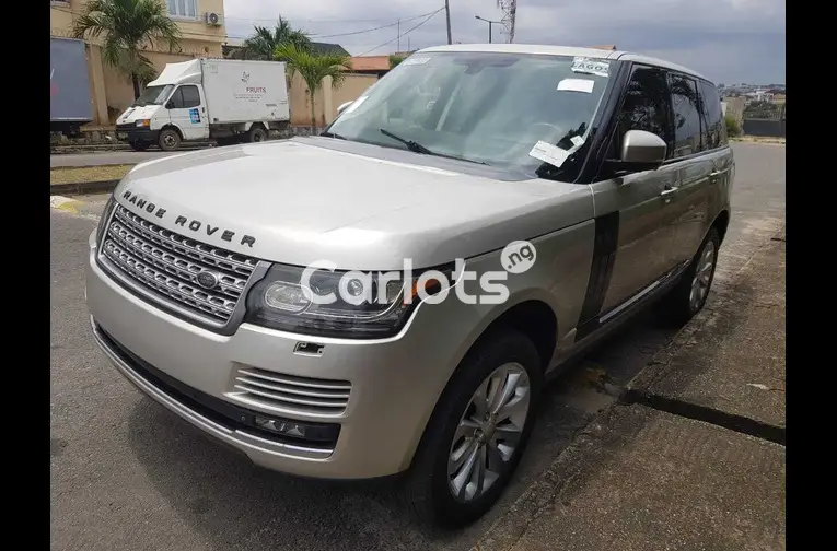 2014/15 Range Rover Vogue HSE - 4/5