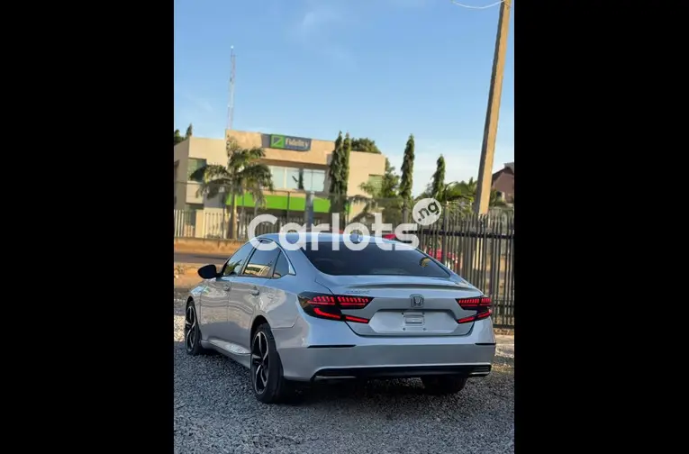 2018 HONDA ACCORD - 5/5