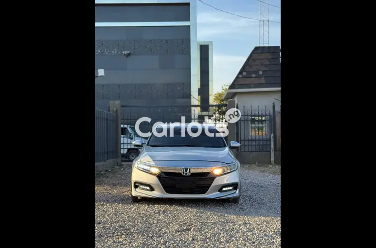 2018 HONDA ACCORD - 1/5