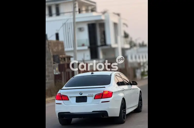 SUPER CLEAN 2013 BMW 535i - 4/5