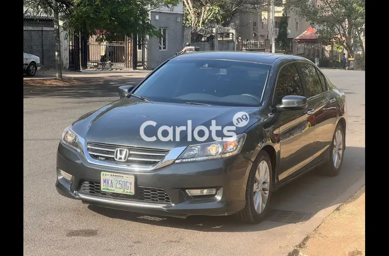 Used HONDA Accord 2013