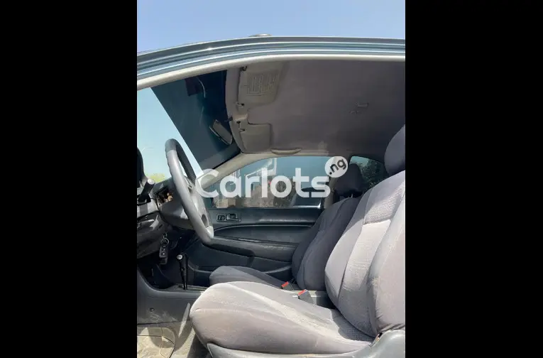 Clean 1999 Honda Civic - 3/5