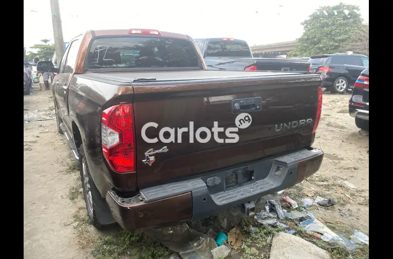 Foreign Used 2016 Toyota tacoma - 4/5