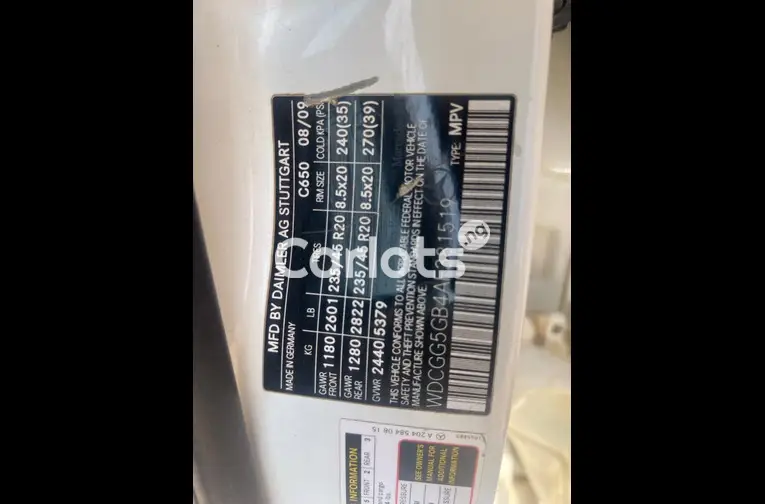 2010 Mercedes Benz GLK 350 - 2/5