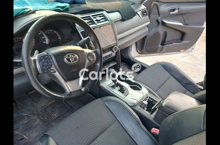2013/2014 Toyota Camry - 5/5