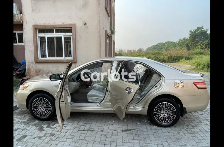 Used 2010 Toyota Camry - 5/5