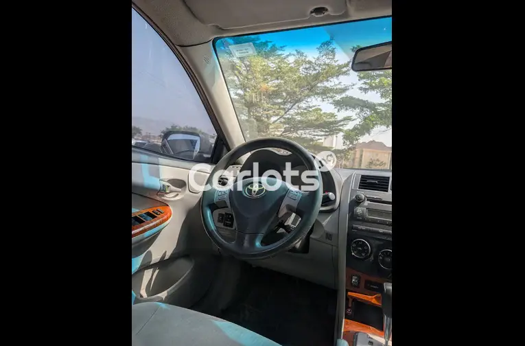 Used Toyota Corolla 2009 - 4/5