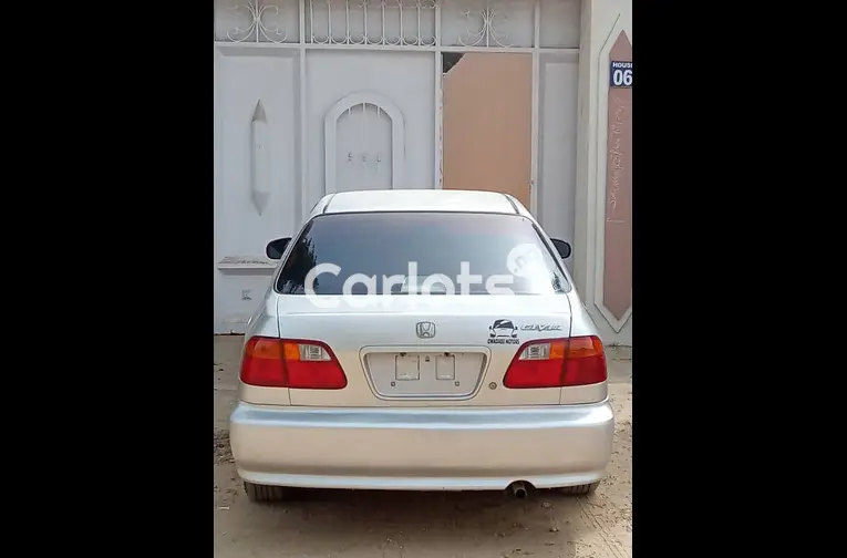 Used Honda Civic 2000 - 5/5