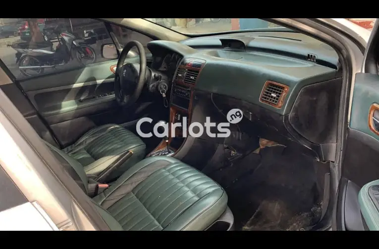 Used Peugeot 307 2004 - 2/5