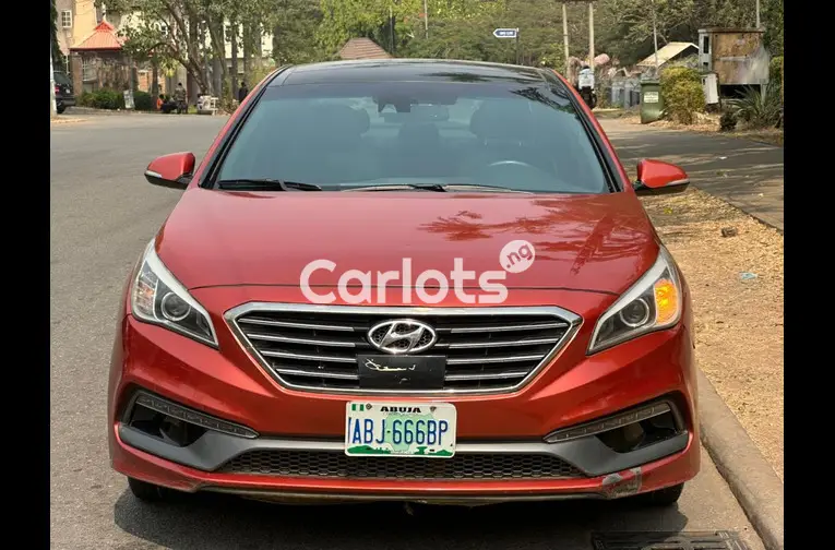 Used 2015 Hyundai Sonata - 1/5