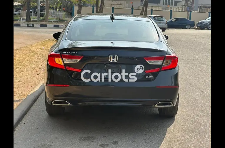 Extremely clean foreign use Honda Accord 2018 2.0T - 5/5