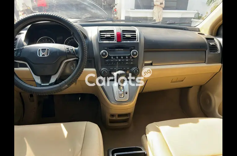 SUPER CLEAN 2008 HONDA CRV - 2/5