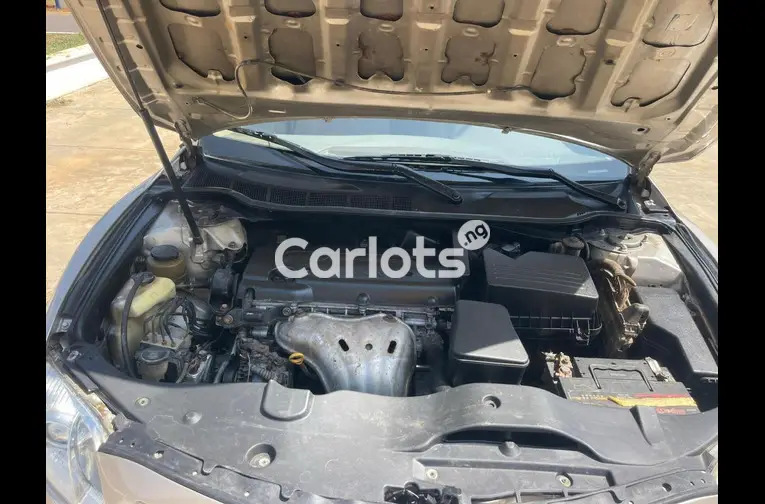 SUPER CLEAN 2008 TOYOTA CAMRY - 5/5